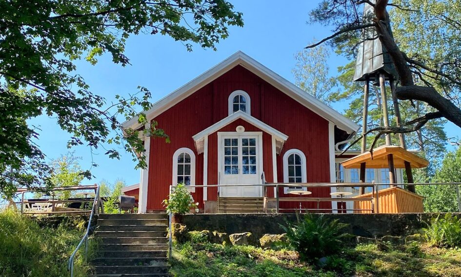 Rönnekapell trappingång lånad från FB 1920×1080